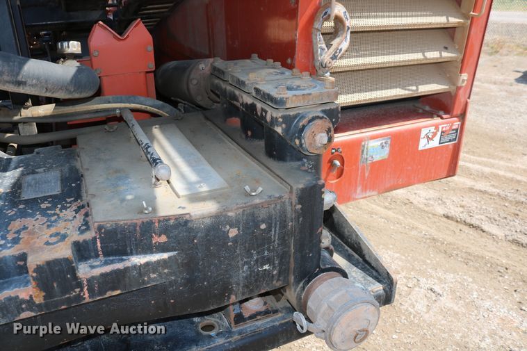 image for item DD6139 2012 Ditch Witch JT100 Mach 1  directional boring unit