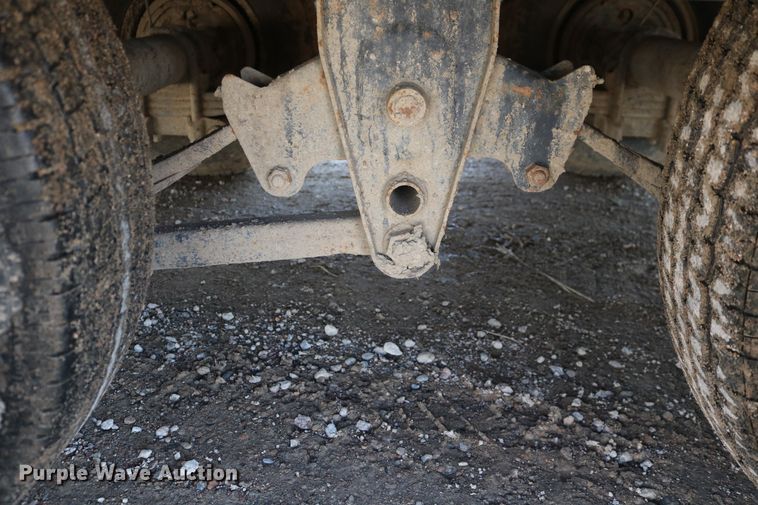 image for item DD6141 2000 Interstate 20DT equipment trailer with mixing system