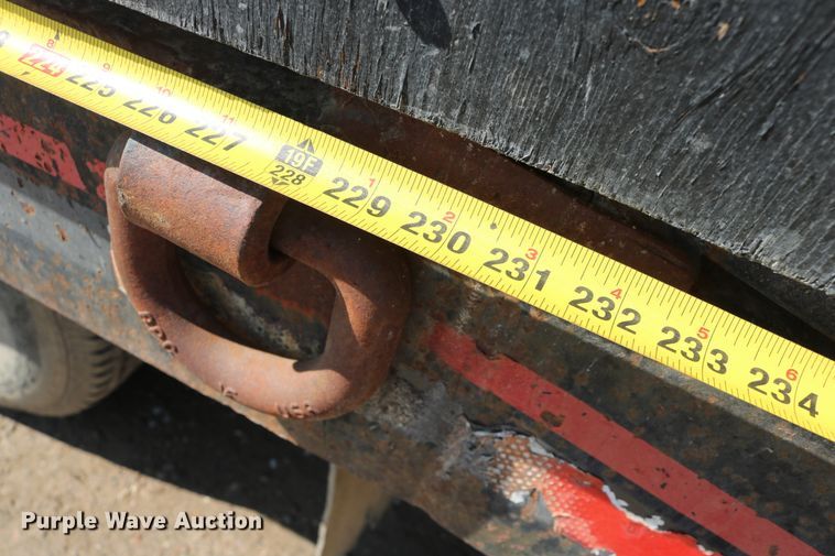 image for item DD6141 2000 Interstate 20DT equipment trailer with mixing system