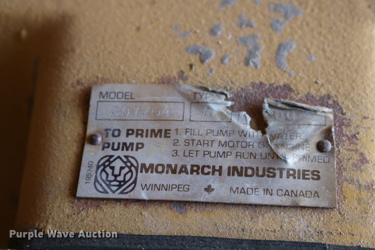 image for item DD6142 1995 Kenworth T800  box truck with mixing system