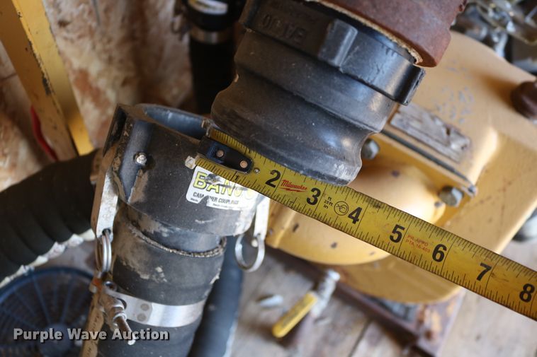 image for item DD6142 1995 Kenworth T800  box truck with mixing system