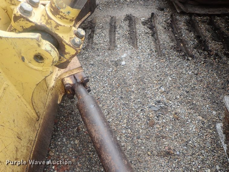 image for item DE0722 2008 Komatsu D65EX-15EO  dozer