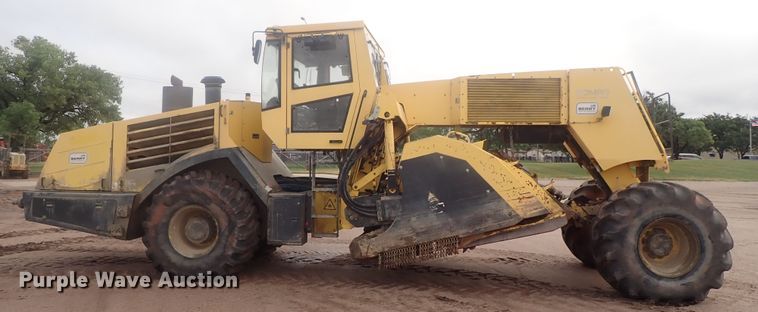 image for item DE0723 2009 Bomag MPH125  reclaimer