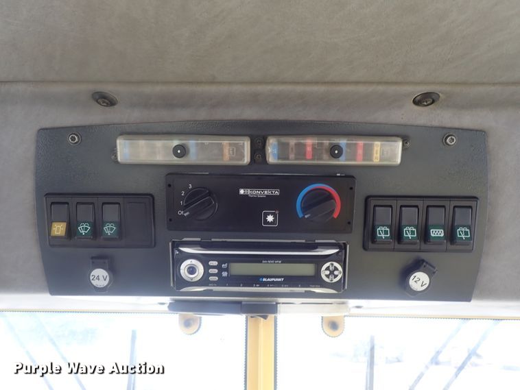 image for item DE0723 2009 Bomag MPH125  reclaimer