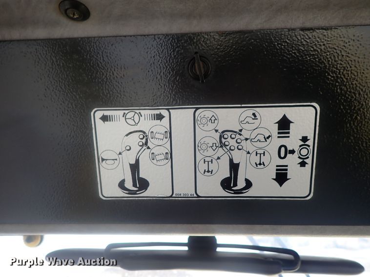 image for item DE0723 2009 Bomag MPH125  reclaimer