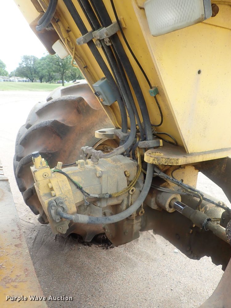 image for item DE0723 2009 Bomag MPH125  reclaimer