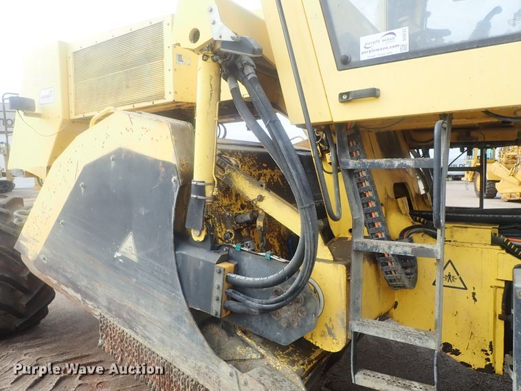 image for item DE0723 2009 Bomag MPH125  reclaimer
