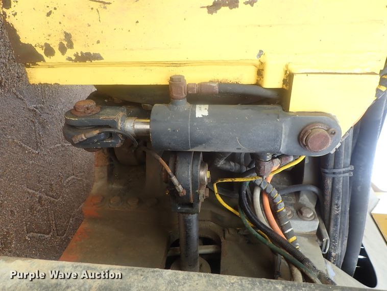 image for item DE0723 2009 Bomag MPH125  reclaimer