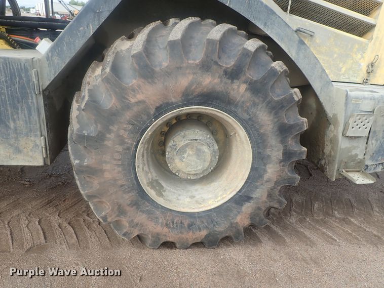 image for item DE0723 2009 Bomag MPH125  reclaimer