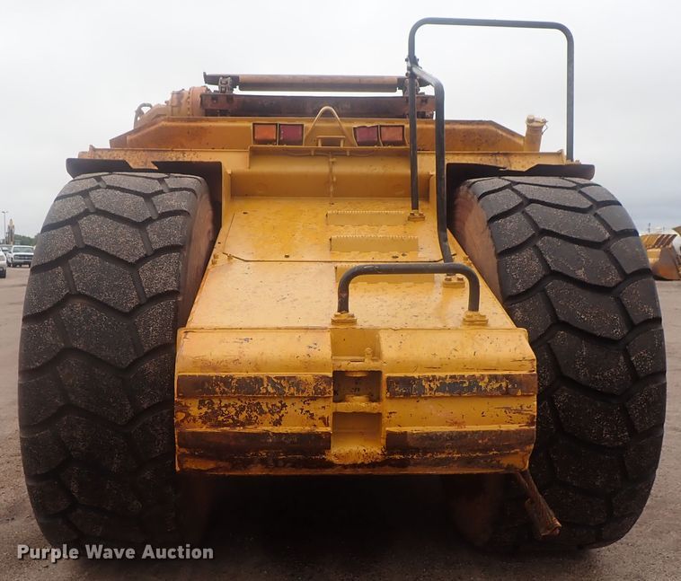 image for item DE0725 1998 Caterpillar 623F  elevating scraper