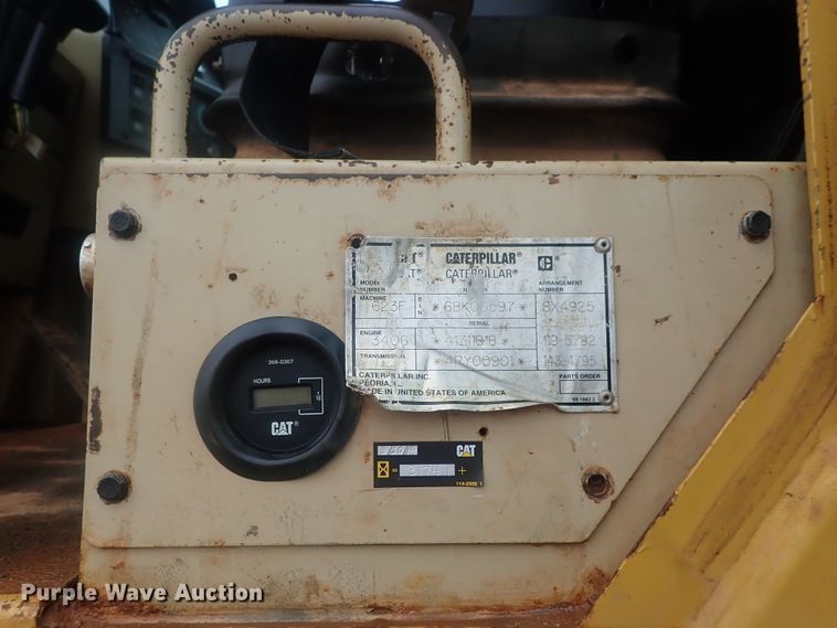 image for item DE0725 1998 Caterpillar 623F  elevating scraper