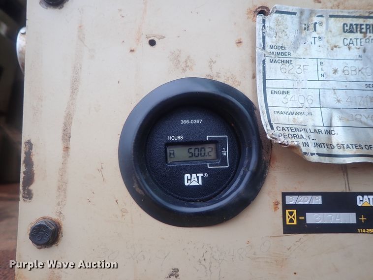 image for item DE0725 1998 Caterpillar 623F  elevating scraper