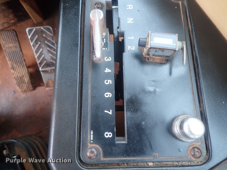 image for item DE0725 1998 Caterpillar 623F  elevating scraper