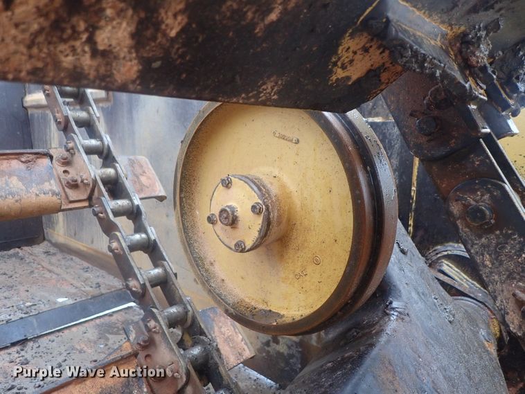 image for item DE0725 1998 Caterpillar 623F  elevating scraper