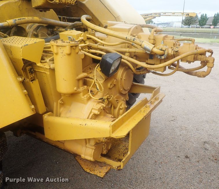 image for item DE0725 1998 Caterpillar 623F  elevating scraper