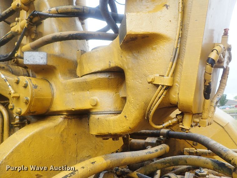 image for item DE0725 1998 Caterpillar 623F  elevating scraper