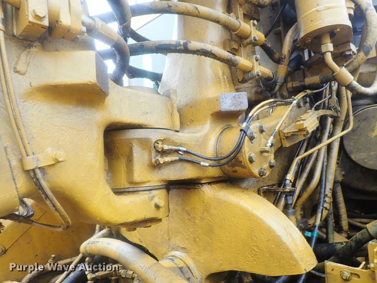 image for item DE0725 1998 Caterpillar 623F  elevating scraper