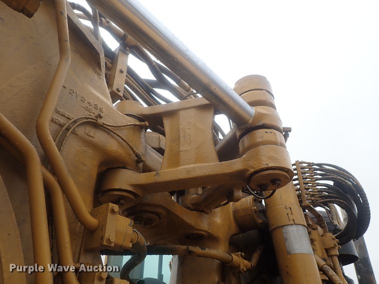 image for item DE0725 1998 Caterpillar 623F  elevating scraper