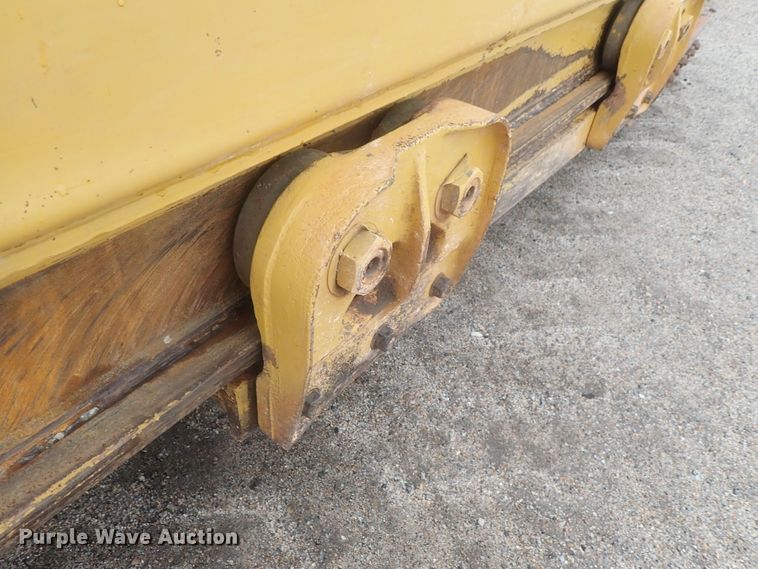 image for item DE0725 1998 Caterpillar 623F  elevating scraper