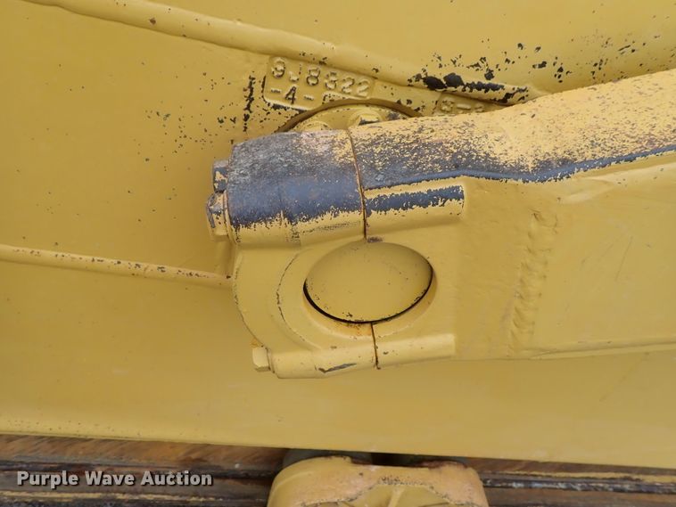 image for item DE0725 1998 Caterpillar 623F  elevating scraper