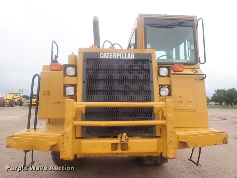 image for item DE0725 1998 Caterpillar 623F  elevating scraper