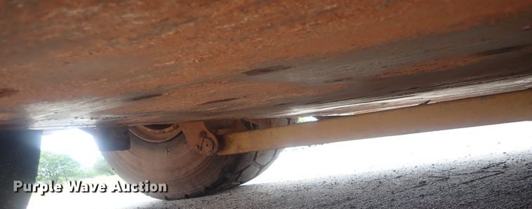 image for item DE0725 1998 Caterpillar 623F  elevating scraper