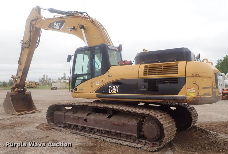 image for item DE0742 2007 Caterpillar 330D L  excavator