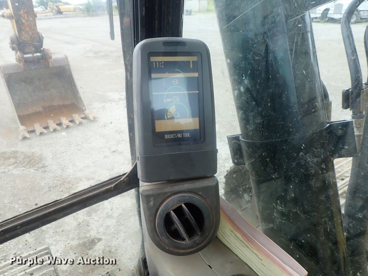 image for item DE0742 2007 Caterpillar 330D L  excavator