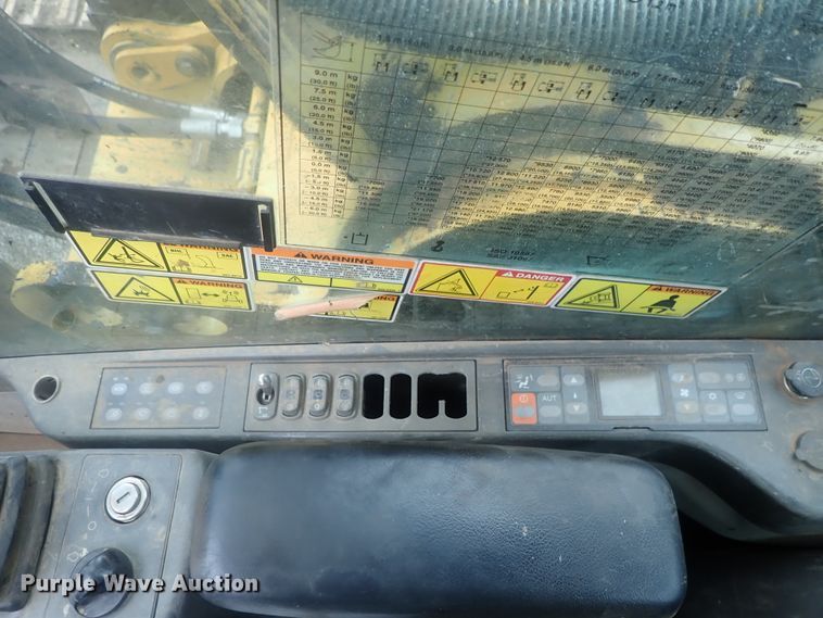 image for item DE0742 2007 Caterpillar 330D L  excavator