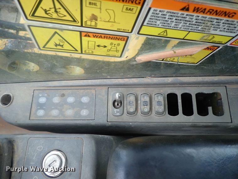 image for item DE0742 2007 Caterpillar 330D L  excavator