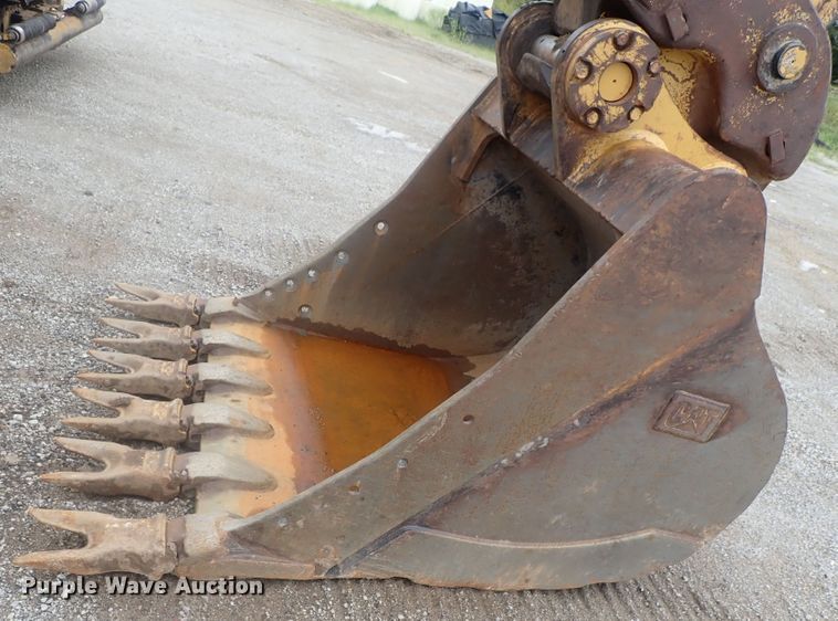 image for item DE0742 2007 Caterpillar 330D L  excavator
