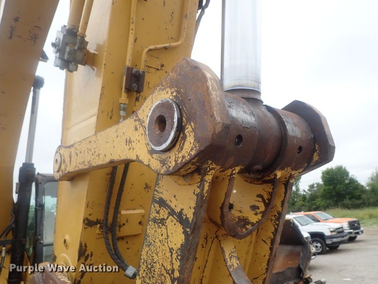 image for item DE0742 2007 Caterpillar 330D L  excavator
