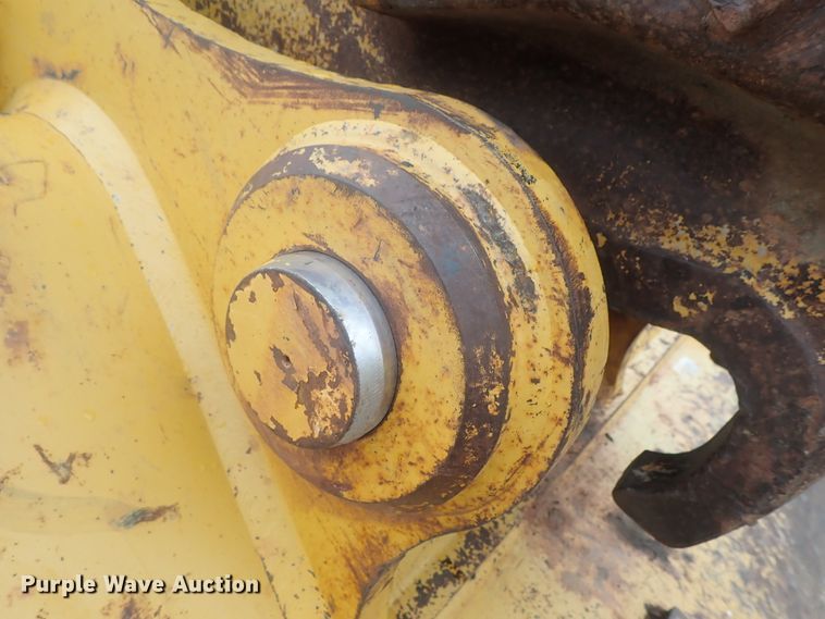 image for item DE0742 2007 Caterpillar 330D L  excavator