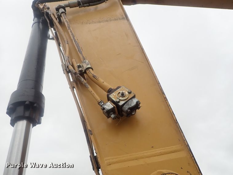image for item DE0742 2007 Caterpillar 330D L  excavator