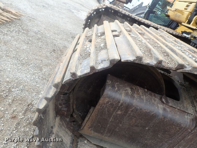 image for item DE0742 2007 Caterpillar 330D L  excavator