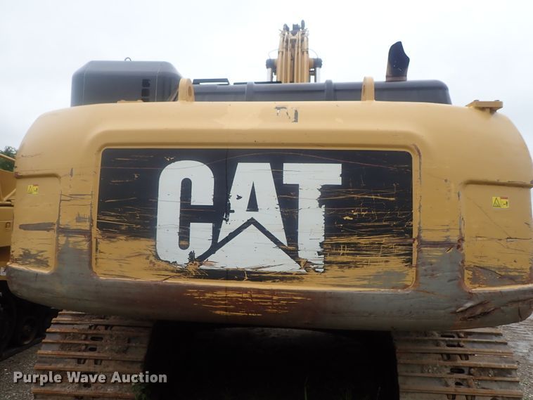 image for item DE0742 2007 Caterpillar 330D L  excavator