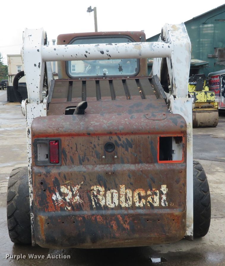 image for item DH1158 2007 Bobcat S250  skid steer loader