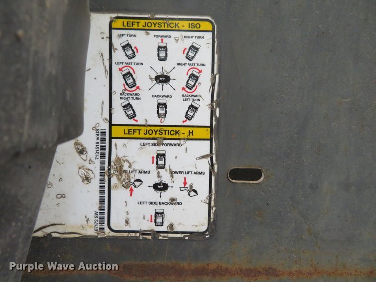 image for item DH1158 2007 Bobcat S250  skid steer loader