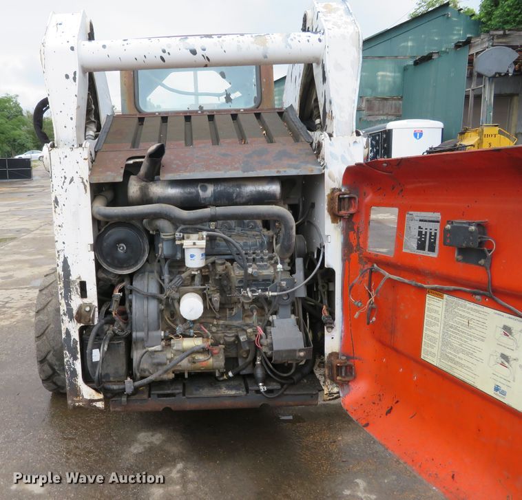 image for item DH1158 2007 Bobcat S250  skid steer loader
