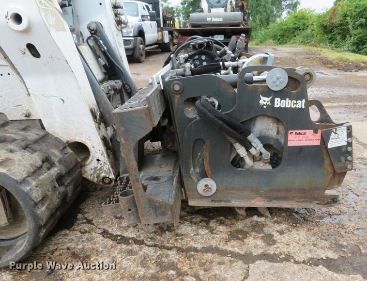 image for item DH1160 2011 Bobcat 40HYD skid steer cold planer