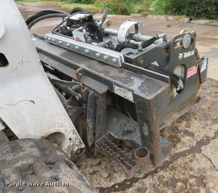 image for item DH1160 2011 Bobcat 40HYD skid steer cold planer