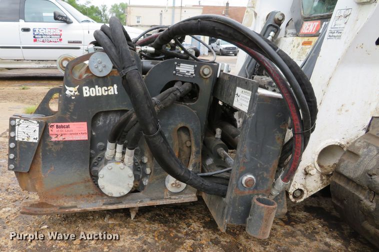 image for item DH1160 2011 Bobcat 40HYD skid steer cold planer