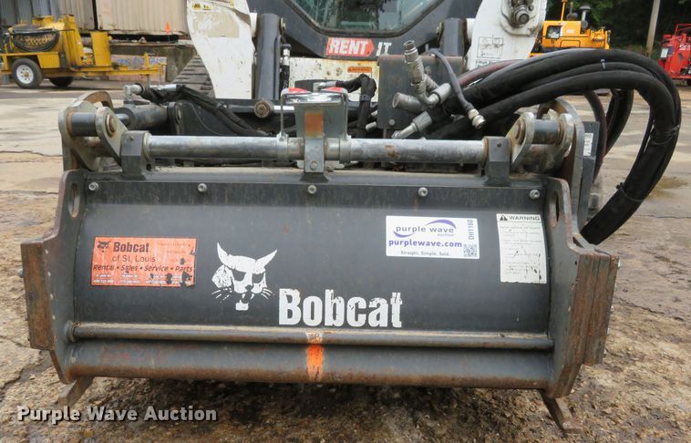 image for item DH1160 2011 Bobcat 40HYD skid steer cold planer