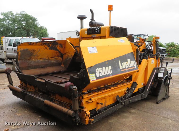 image for item DH1161 2016 LeeBoy 8500C  paver