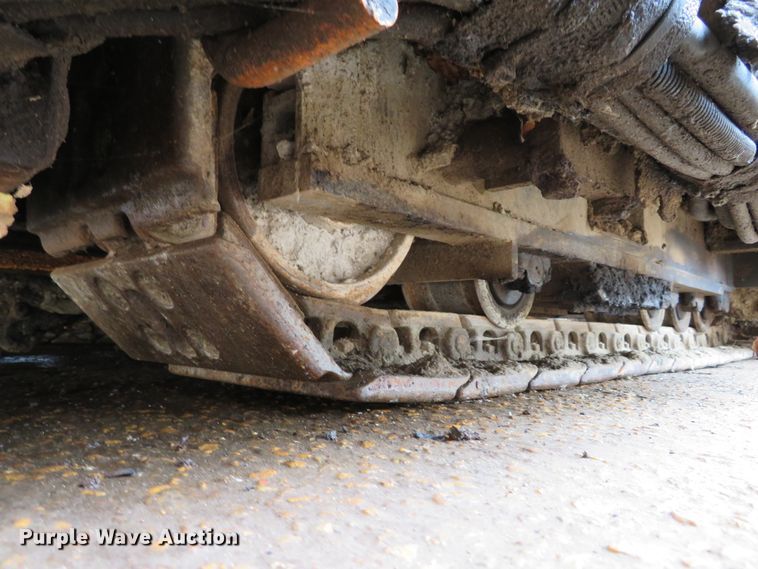 image for item DH1161 2016 LeeBoy 8500C  paver