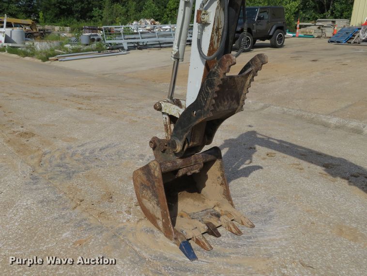 image for item DH1174 2008 Takeuchi TB138FR  mini excavator