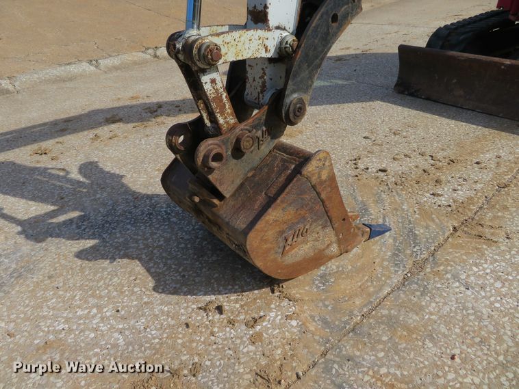 image for item DH1174 2008 Takeuchi TB138FR  mini excavator