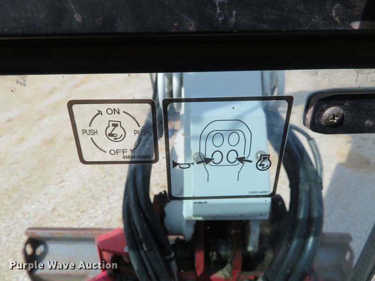 image for item DH1174 2008 Takeuchi TB138FR  mini excavator