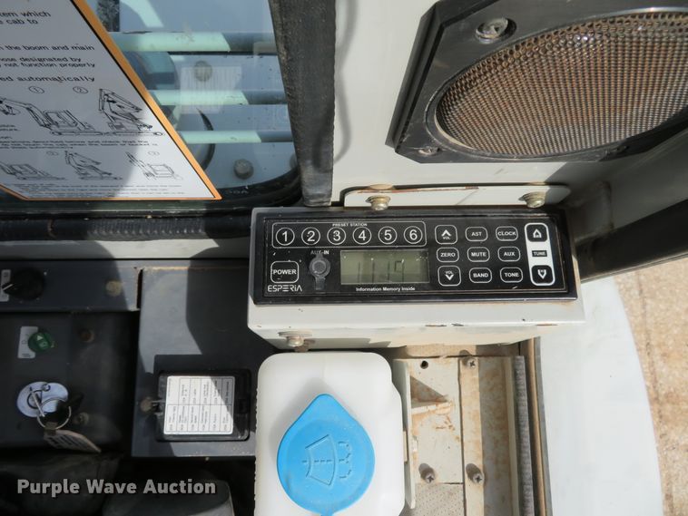 image for item DH1174 2008 Takeuchi TB138FR  mini excavator