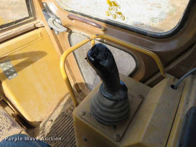 image for item DH1176 1997 Caterpillar 963B  trackloader